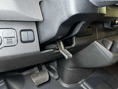 Used 2024 Mercedes-Benz Sprinter 2500 image 22