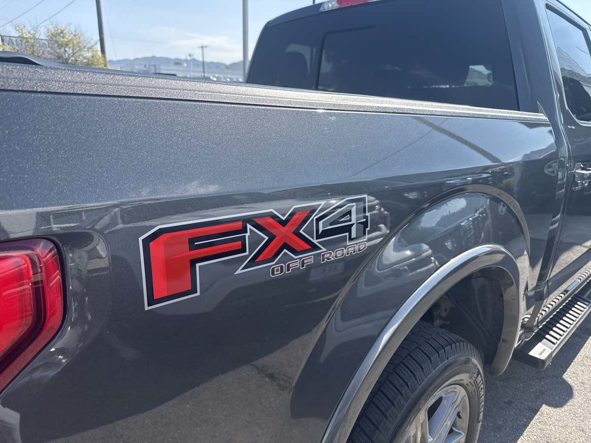 Used 2020 Ford F150 Lariat w/ Equipment Group 502A Luxury AWD/4WD image 18