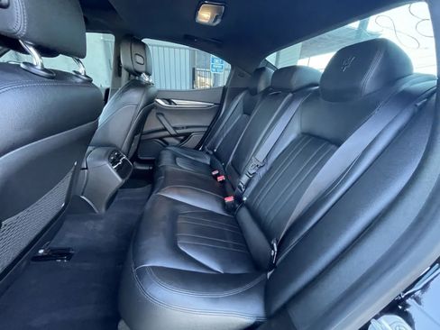Used 2020 Maserati Ghibli RWD image 15