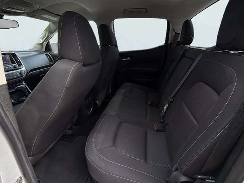 Used 2017 GMC Canyon SLE RWD image 14