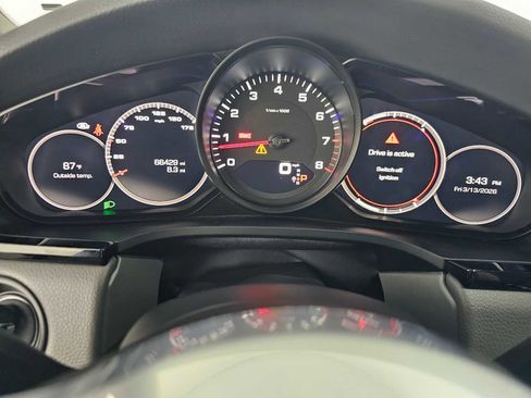 Used 2020 Porsche Cayenne AWD/4WD image 23