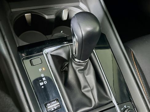 Used 2025 MAZDA CX-50 AWD 2.5 S w/ Premium Plus Pkg image 24