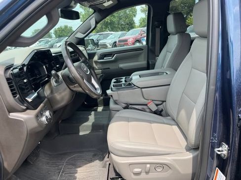 Used 2022 GMC Sierra 1500 SLT AWD/4WD image 15