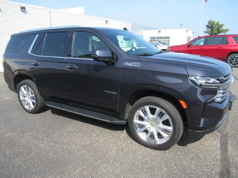 Certified 2022 Chevrolet Tahoe High Country image 3