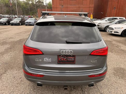 Used 2016 Audi Q5 2.0T Premium Plus w/ Technology Package AWD/4WD image 4