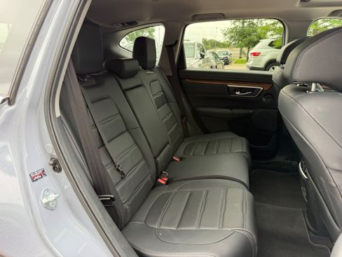 Used 2021 Honda CR-V Touring image 12