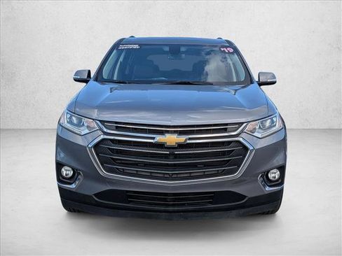 Used 2019 Chevrolet Traverse LT w/ LT Premium Package image 2