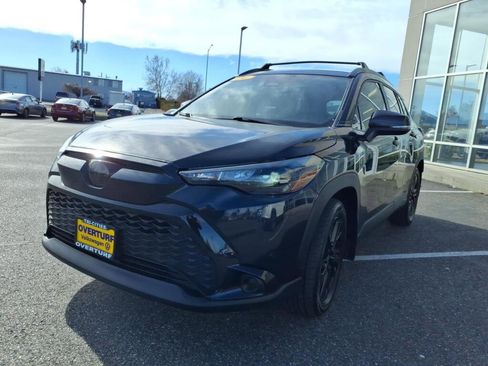 Used 2024 Toyota Corolla Cross AWD Hybrid image 3