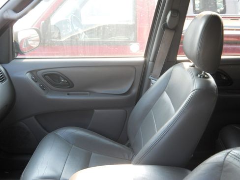 Used 2002 Ford Escape XLT image 7