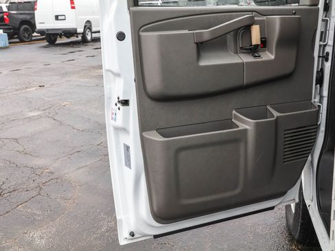 New 2025 Chevrolet Express 3500 w/ Power Convenience Package RWD image 29