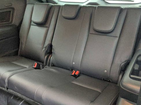 Certified 2023 Subaru Ascent Touring AWD/4WD image 31