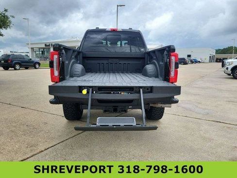 Used 2025 Ford F250 Platinum w/ FX4 Off-Road Package AWD/4WD image 27