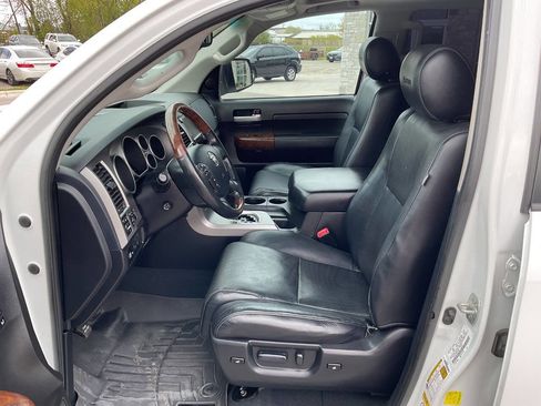 Used 2013 Toyota Tundra Platinum AWD/4WD image 13