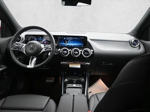 New 2026 Mercedes-Benz GLA 250 4MATIC image 21