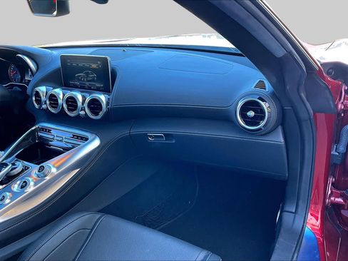 Used 2018 Mercedes-Benz AMG GT S image 17