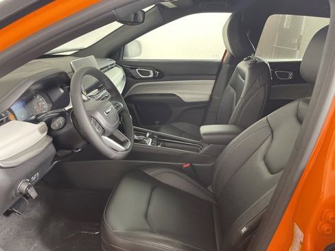 New 2026 Jeep Compass Limited image 12