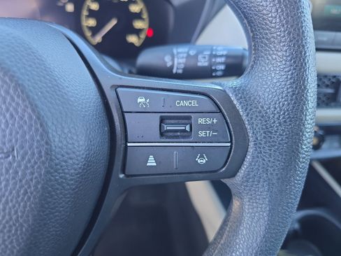 Certified 2024 Honda HR-V LX image 22