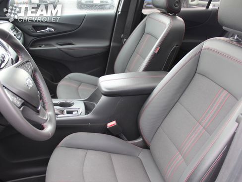 Certified 2022 Chevrolet Equinox RS w/ LPO, Floor Liner Package image 11