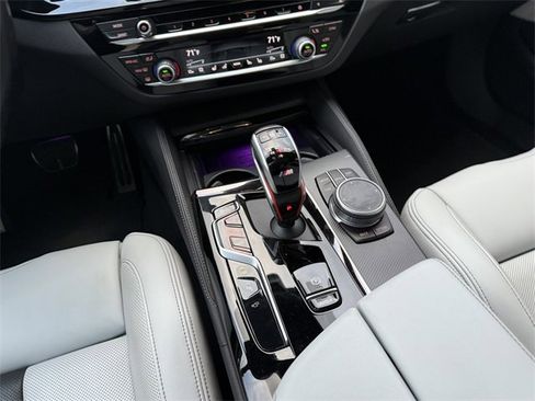 Certified 2022 BMW M5 w/ Executive Package image 16