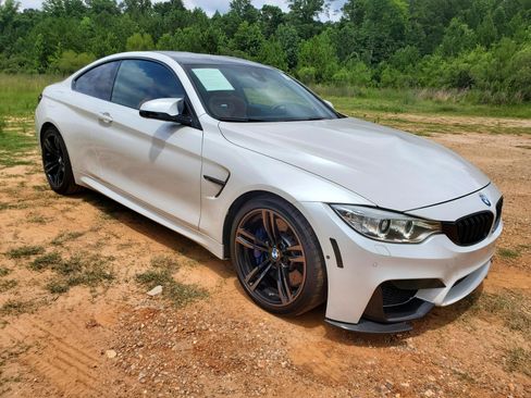 Used 2015 BMW M4 Coupe RWD image 11