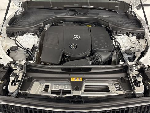 Certified 2024 Mercedes-Benz GLC 300 image 32