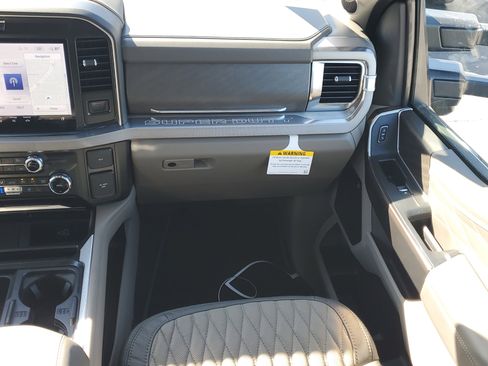 New 2026 Ford F450 Platinum w/ Platinum Plus Package image 14