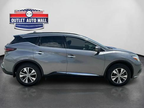 Used 2020 Nissan Murano SV w/ Cargo Package FWD image 2