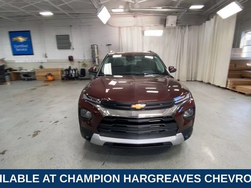 Used 2023 Chevrolet TrailBlazer LT w/ Convenience Package AWD/4WD image 9