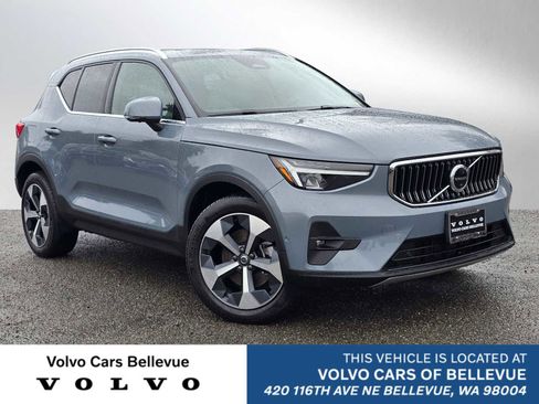 Certified 2023 Volvo XC40 B5 Plus w/ Driver Assist Package image 1