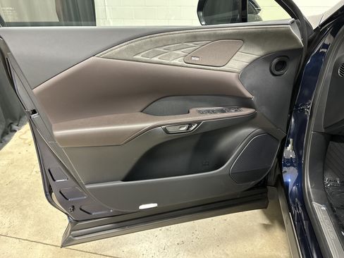 Certified 2025 Lexus RX 450h AWD w/ Convenience Package image 14