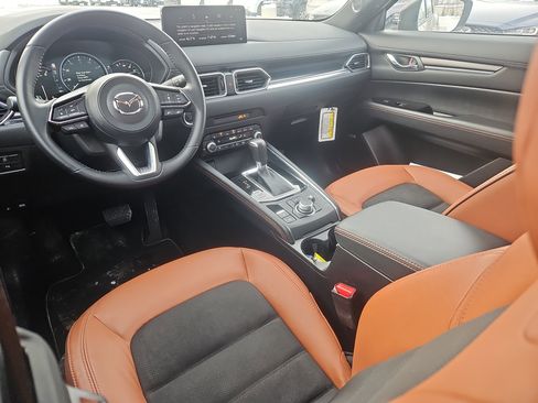 Certified 2025 MAZDA CX-5 Carbon Edition image 3