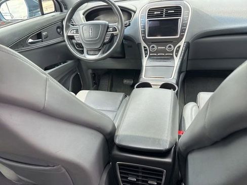 Used 2019 Lincoln Nautilus Reserve AWD/4WD image 41