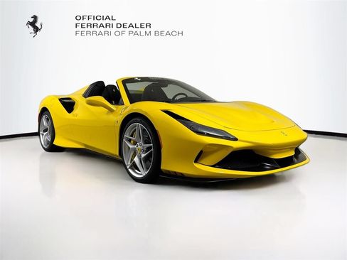 Certified 2022 Ferrari F8 Tributo RWD image 1