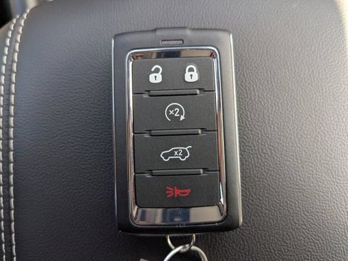 New 2026 Jeep Grand Cherokee Altitude RWD image 31