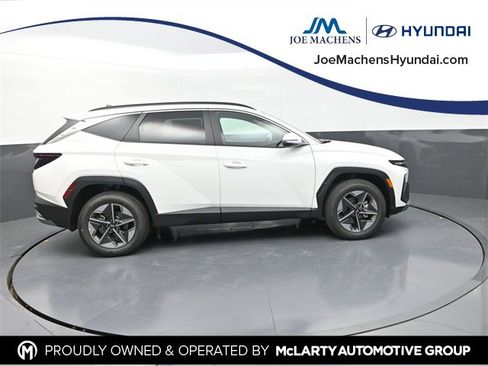 New 2026 Hyundai Tucson SEL image 1