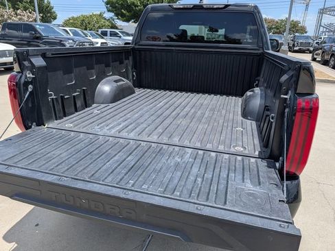 Used 2025 Toyota Tundra SR AWD/4WD image 28