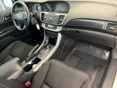 Used 2014 Honda Accord Sport image 16