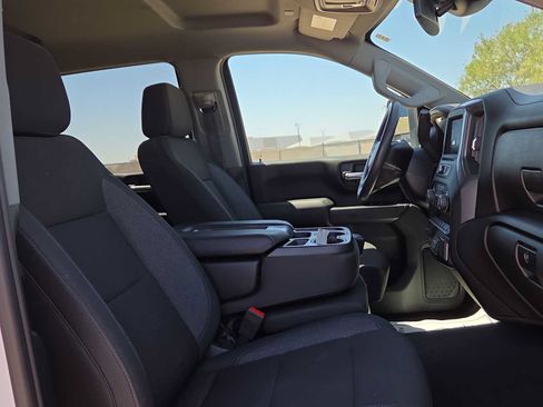 Used 2024 Chevrolet Silverado 2500 Custom w/ Custom Value Package AWD/4WD image 18