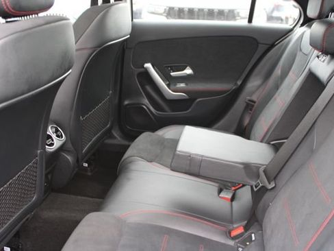 Used 2022 Mercedes-Benz A 220 image 41