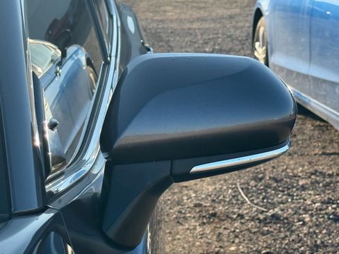 Used 2022 Toyota Camry XLE image 14