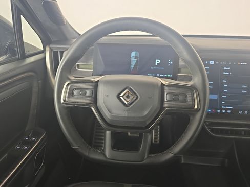 Used 2023 Rivian R1S Adventure AWD/4WD image 28