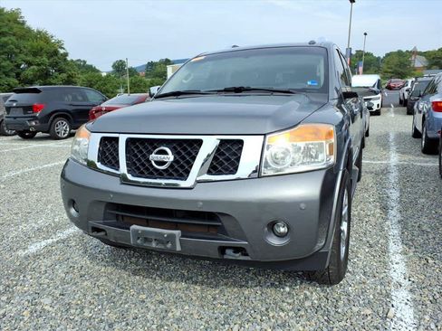 Used 2014 Nissan Armada Platinum w/ 2nd Row Captain Seat Package AWD/4WD image 4