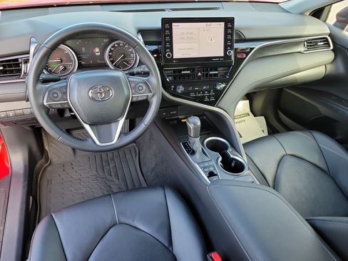 Certified 2023 Toyota Camry XLE FWD image 14