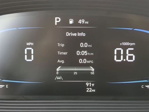 New 2025 Hyundai Venue Limited image 30