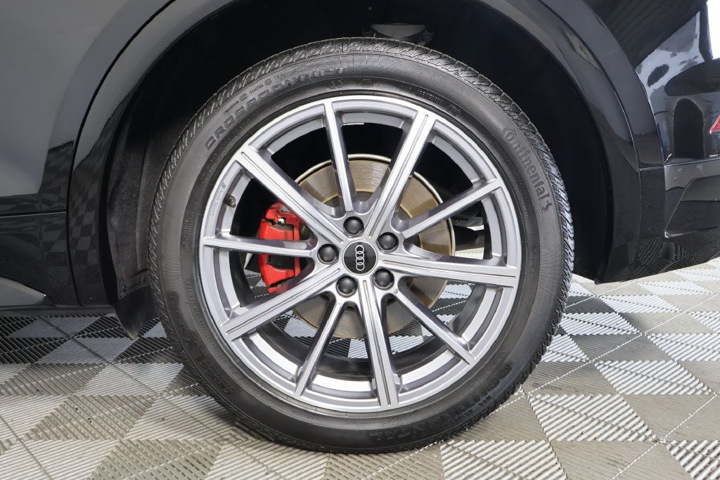 Used 2024 Audi Q5 e Premium Plus AWD/4WD image 16