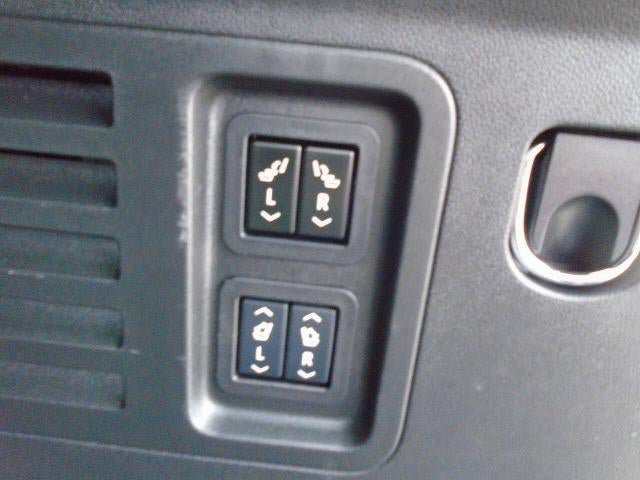 Used 2024 Chevrolet Traverse RS AWD/4WD image 35