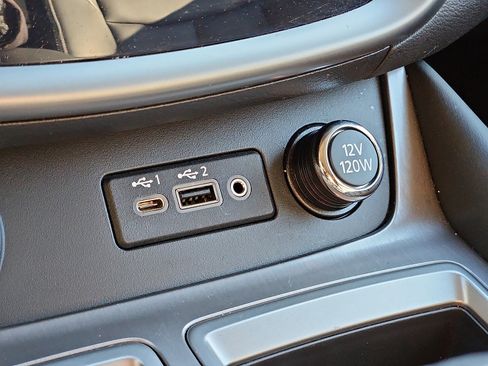 Certified 2024 Nissan Murano SV w/ SV Midnight Edition Package image 21