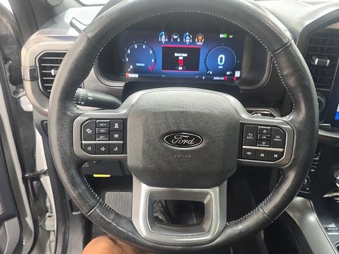 Used 2024 Ford F150 Lariat AWD/4WD image 3