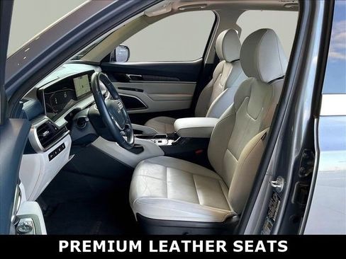 Used 2024 Kia Telluride EX w/ EX Captain's Chair Package AWD/4WD image 8