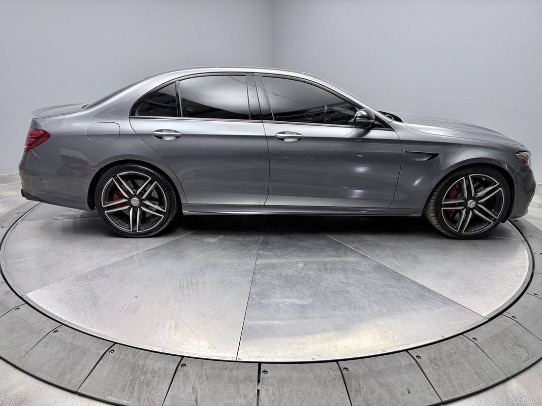 Used 2019 Mercedes-Benz E 63 AMG S image 4
